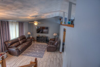 3229 Aurora Ln, Janesville, WI 53548 - photo 3