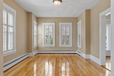 113 Taylor St unit 113, Waltham, MA 02453 - photo 5