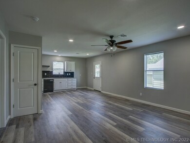 108 E Mill Ave, Sapulpa, OK 74066 - photo 6