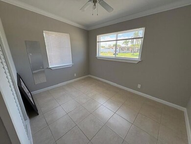 5580 Honeysuckle Dr, West Palm Beach, FL 33415 - photo 7