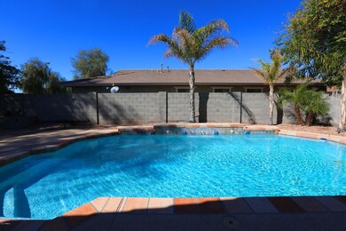 4874 S Summit Ct, Gilbert, AZ 85298 - photo 2