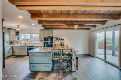 BREAKFAST BAR
