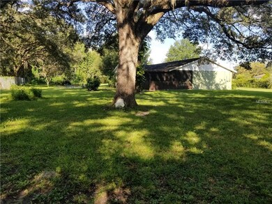 35546 Takats Dr, Zephyrhills, FL 33541 - photo 2