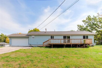 1722 12th St, Des Moines, IA 50314 - photo 2