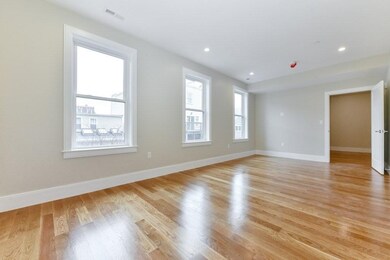201 W 8th St unit 2, Boston, MA 02127 - photo 4