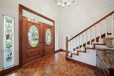 Upon entering the home you will notice the fresh paint throughout. The spacious entry is ready for your personal touches.