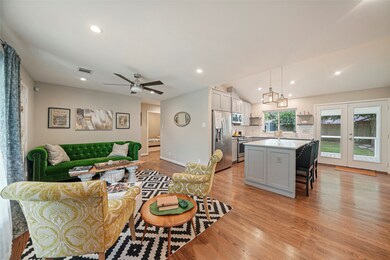 2311 Hewitt Dr, Houston, TX 77018 - photo 3