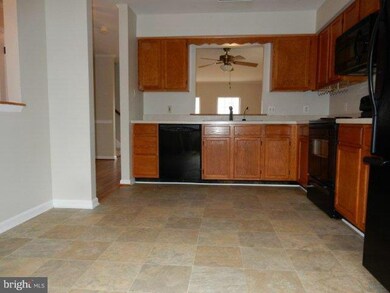 7075 Bradshaw Ct W, Frederick, MD 21703 - photo 2