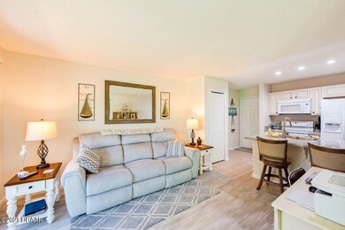 thumbnail_1401 S. Palmetto Ave. #119-5