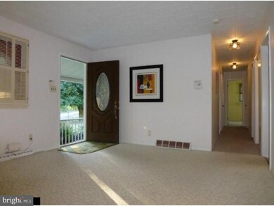 1404 NE Lakeshore Dr, Millville, NJ 08332 - photo 2