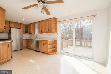 14108 Cuba Rd, Cockeysville, MD 21030 - photo 7