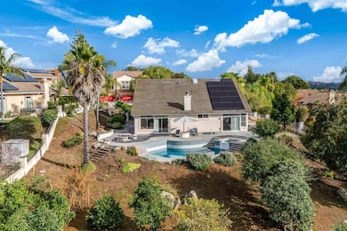 1365 Oak View Way unit 1, Escondido, CA 92029 - photo 2