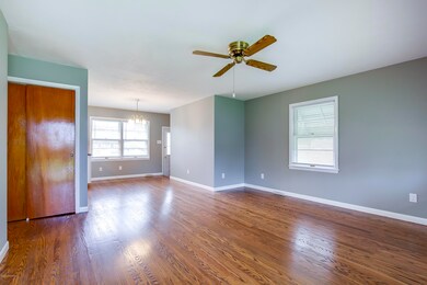 6201_CullodenDr_40258_102