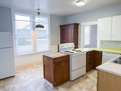 1408 Mcfarlan St, Eureka, CA 95501 - photo 3