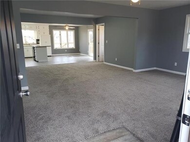 801 W Main St, Odessa, MO 64076 - photo 5