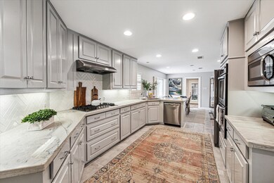 10030 Doliver Dr, Houston, TX 77042 - photo 2