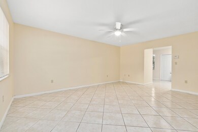 2018 S 10th St unit D, Fort Pierce, FL 34950 - photo 3