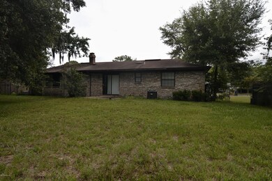 4952 Lofty Pines Cir W, Jacksonville, FL 32210 - photo 3