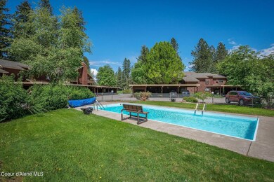 Condo pool