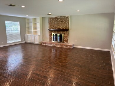 5919 Green Terrace Ln, Houston, TX 77088 - photo 3