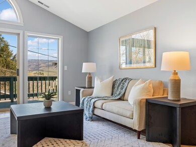 266 Sheridan St-2