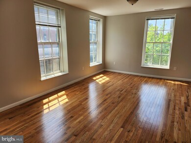 100 N 3rd St unit 4A, Philadelphia, PA 19106 - photo 3
