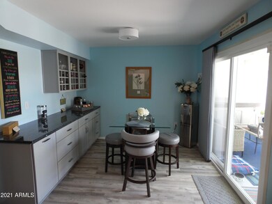 Dining and additional cagniets