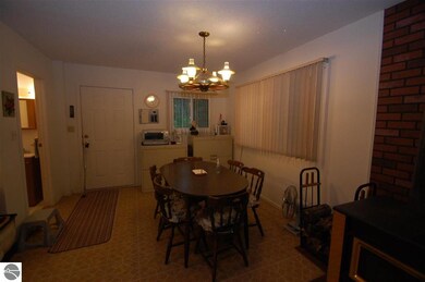 145 E Forest Dr, West Branch, MI 48661 - photo 5