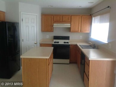 16953 Toms River Loop, Dumfries, VA 22026 - photo 4