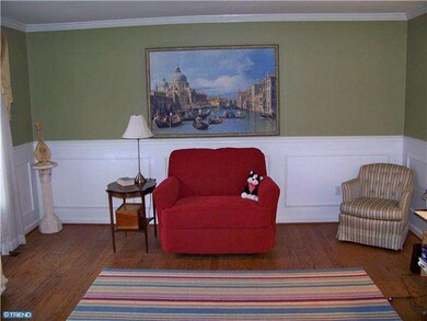 64 Park Ln, Glen Mills, PA 19342 - photo 2