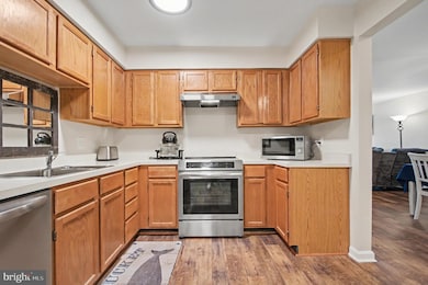 Clipper Cay unit 312, Annapolis, MD 21401 - photo 5