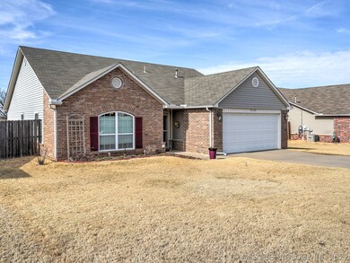 9138 S 256th East Ave, Broken Arrow, OK 74014 - photo 3