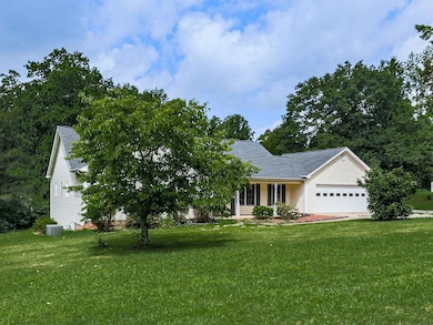 10307 E Cherokee Dr, Canton, GA 30115 - photo 3