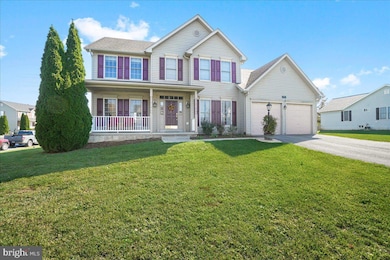 13563 Pulaski Dr, Hagerstown, MD 21742 - photo 2