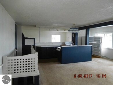 4248 W Lakeside Dr, West Branch, MI 48661 - photo 2