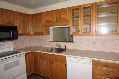 25 Stallbrook Rd, Milford, MA 01757 - photo 5