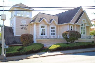 15 1st St, Staten Island, NY 10306 - photo 2