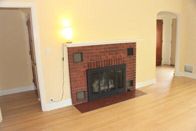 124 Washington St, Northfield, VT 05663 - photo 2