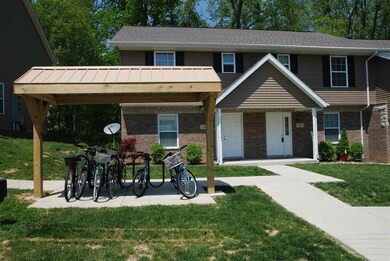 1250 W Adams Hill Cir unit 702, Bloomington, IN 47403 - photo 4