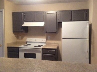 Kitchen Pic 2