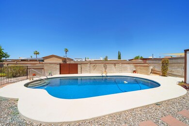 39-web-or-mls-9261 E Dolores Street - ML