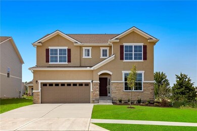 9104 Sunray Dr, Shawnee, KS 66227 - photo 3