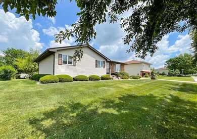 2641 Harvest Dr, Crown Point, IN 46307 - photo 3