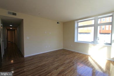 525 E Armstrong St unit 310, Philadelphia, PA 19144 - photo 6