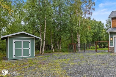 shed in front