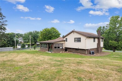 732 Valley View Rd, Eighty Four, PA 15330 - photo 6