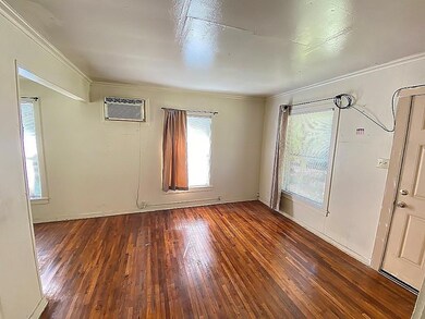 1420 Michial St unit A, Denton, TX 76205 - photo 2