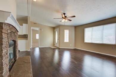 549 S 99th Pl-8