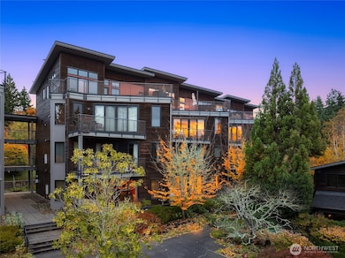 620 NE Vineyard Ln unit B302, Bainbridge Island, WA 98110 - photo 2