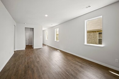 1704 Luke St, Ennis, TX 75119 - photo 7